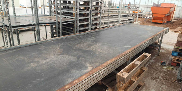 Visser bufferband met overduwer en besturingskast.